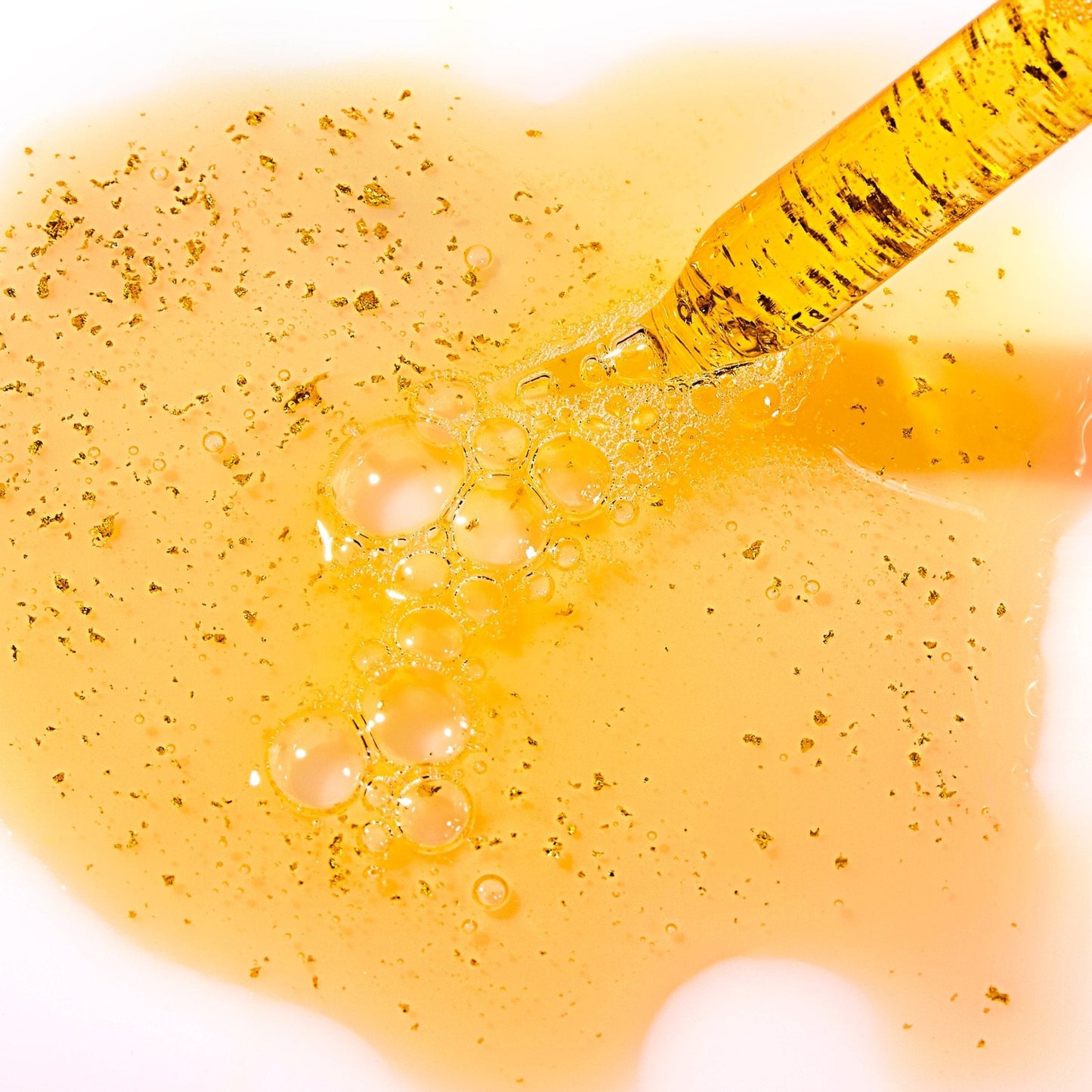 Illuminating Pro-Retinoic Treatment Oil