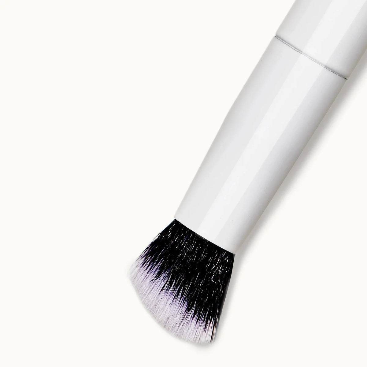 Buff & Blur Double-Ended Complexion Brush
