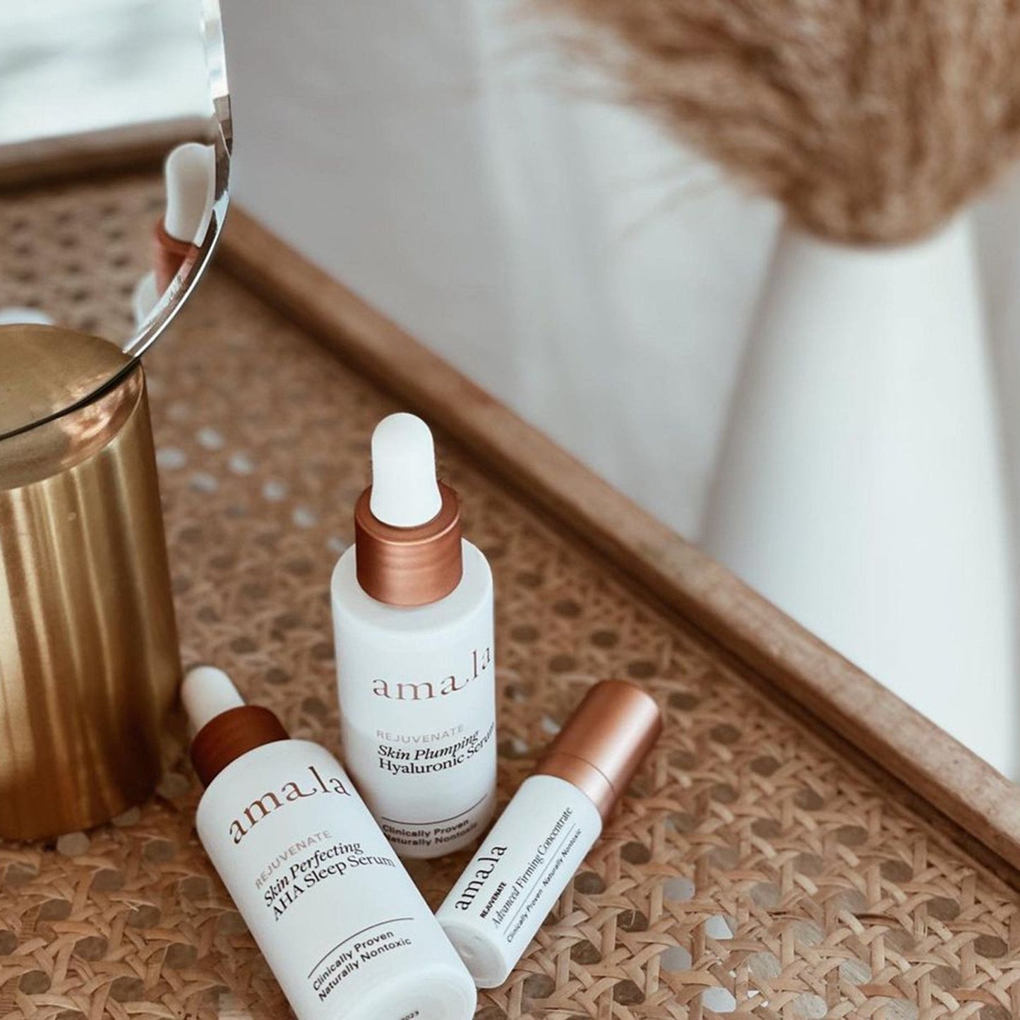 Skin Plumping Hyaluronic Serum