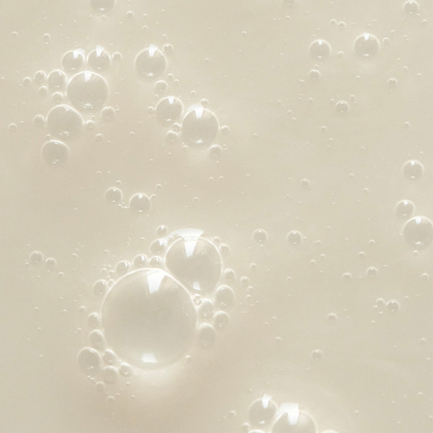 Skin Plumping Hyaluronic Serum