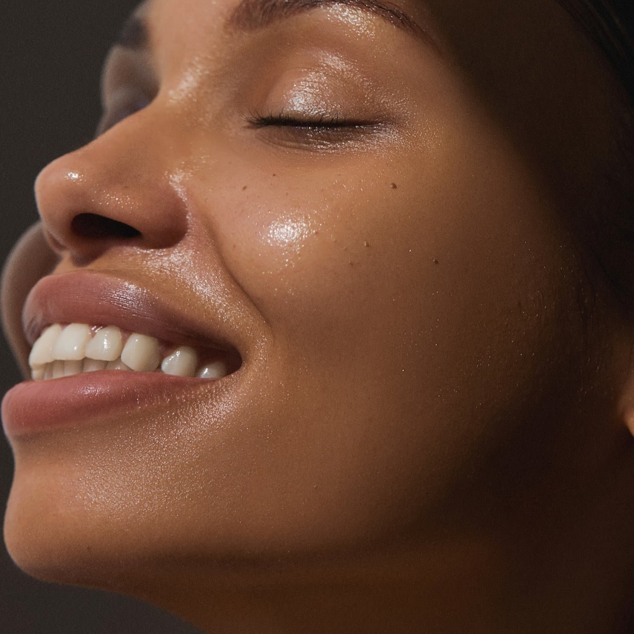 Skin Plumping Hyaluronic Serum